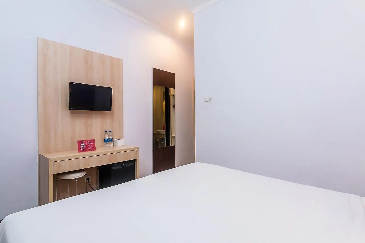 Hotel Zen Rooms Legian Dewi Sri 2 Kuta