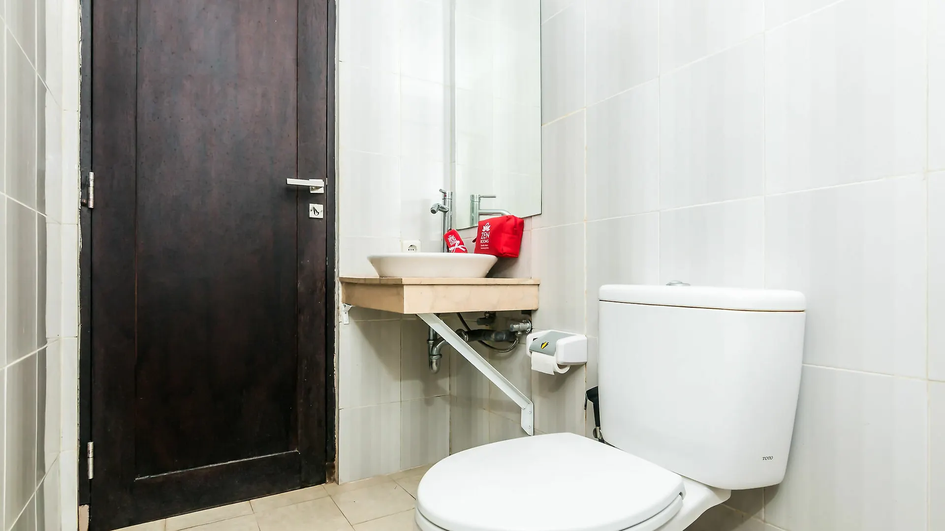Zen Rooms Legian Dewi Sri 2 Kuta  Indonesia