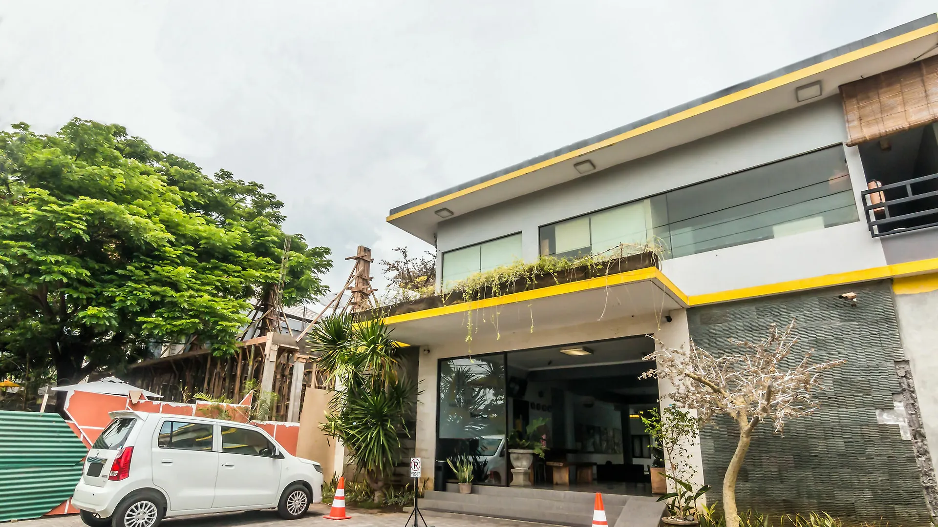Hotel Zen Rooms Legian Dewi Sri 2 Kuta