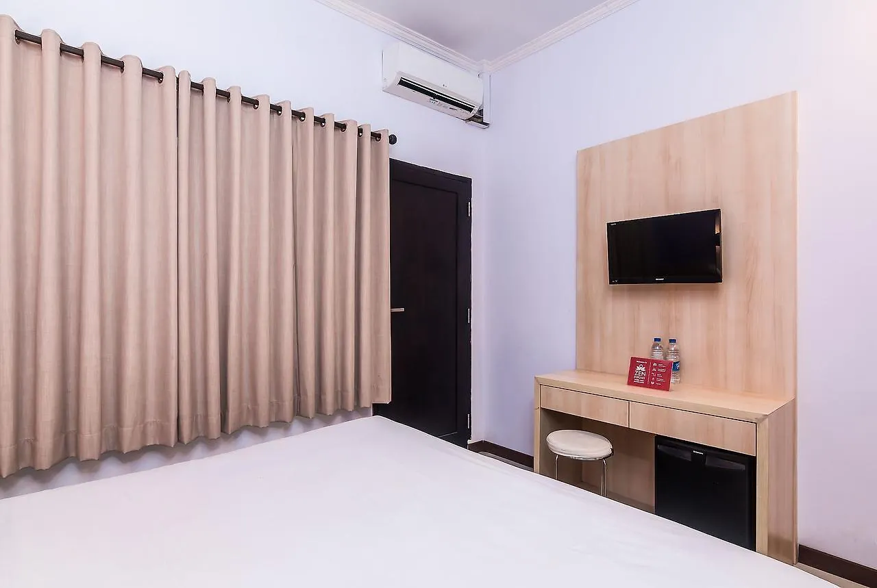 Szálloda Zen Rooms Legian Dewi Sri 2 Kuta Lombok